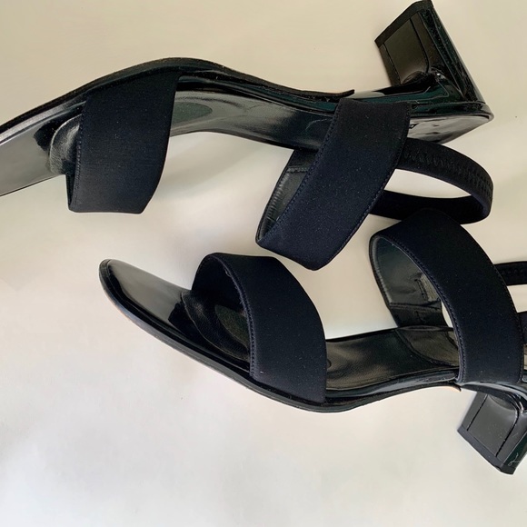 Stuart Weitzman Shoes - Stuart Weitzman Black Sandals